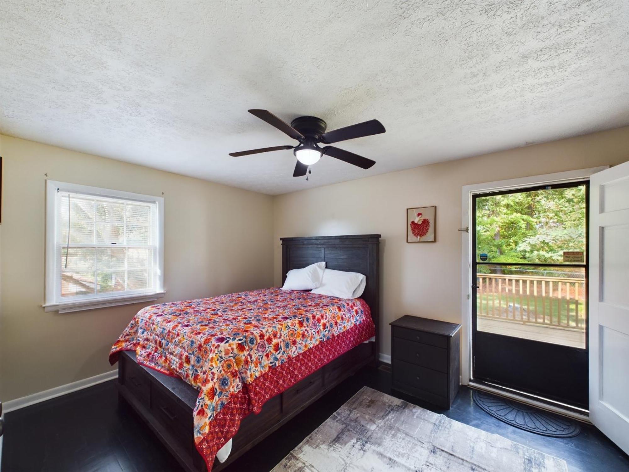Pine Forest Zen Cottage - 10 Min To Fort Bragg Fayetteville Exterior photo